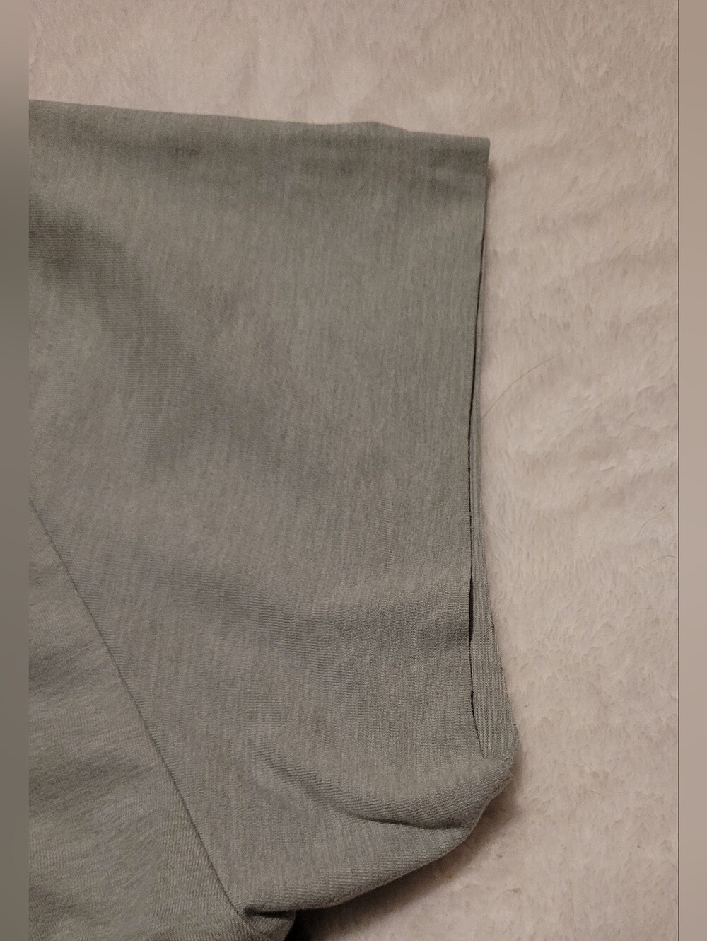 Vuori Rise & Shine Short Sleeve Pocket Tee - Pistachio Heather - Size M - Picture 4 of 11